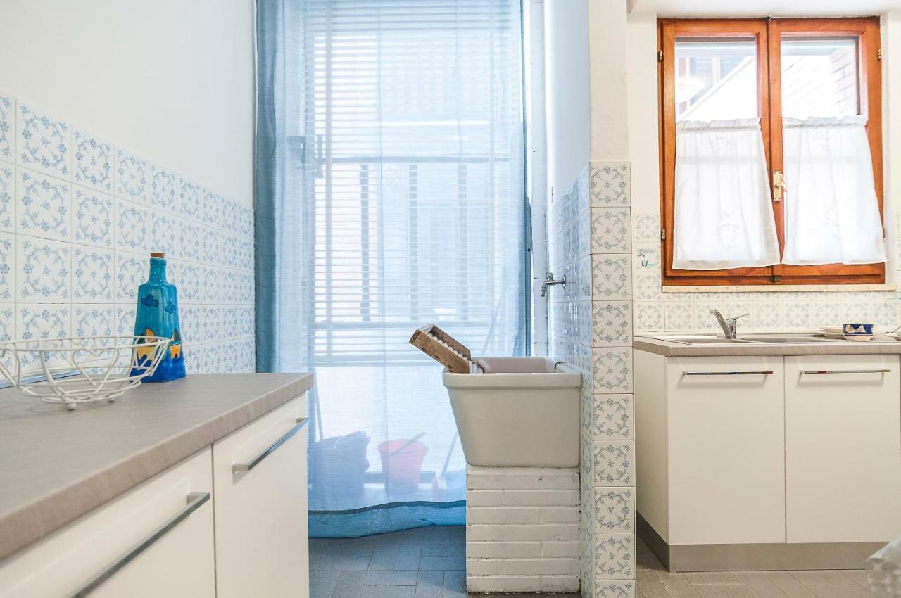 Casa Vacanza Flora Lägenhet Sperlonga Exteriör bild